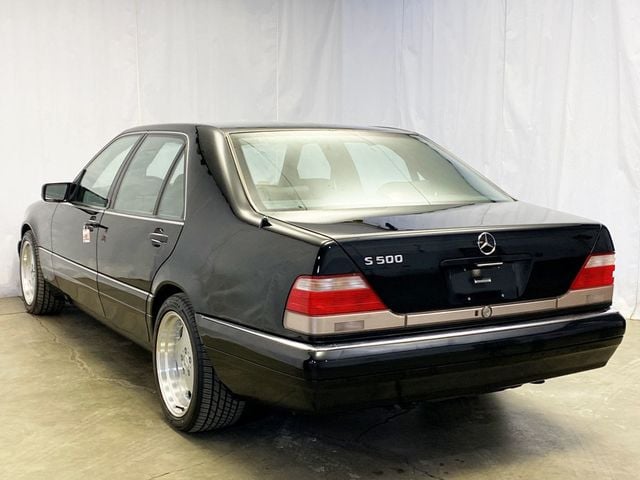 1997 Mercedes-Benz S-Class 1 Owner / Black on Black / Texas car / Low Miles  - 22955354 - 3