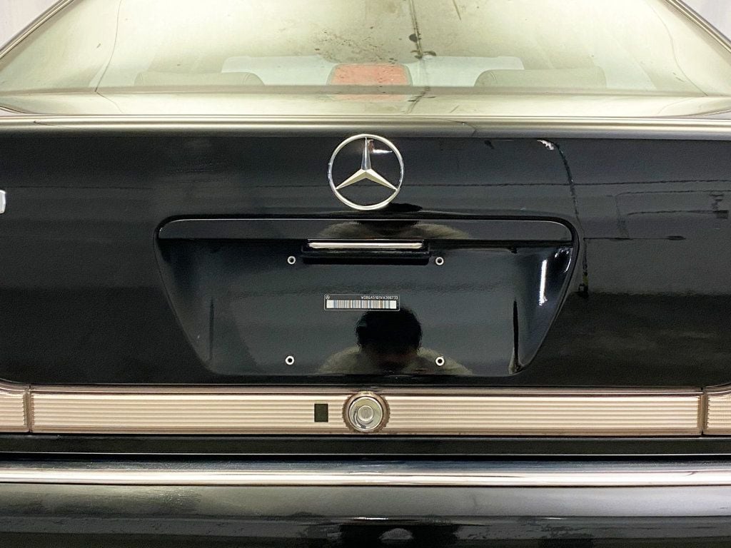 1997 Mercedes-Benz S-Class 1 Owner / Black on Black / Texas car / Low Miles  - 22955354 - 6