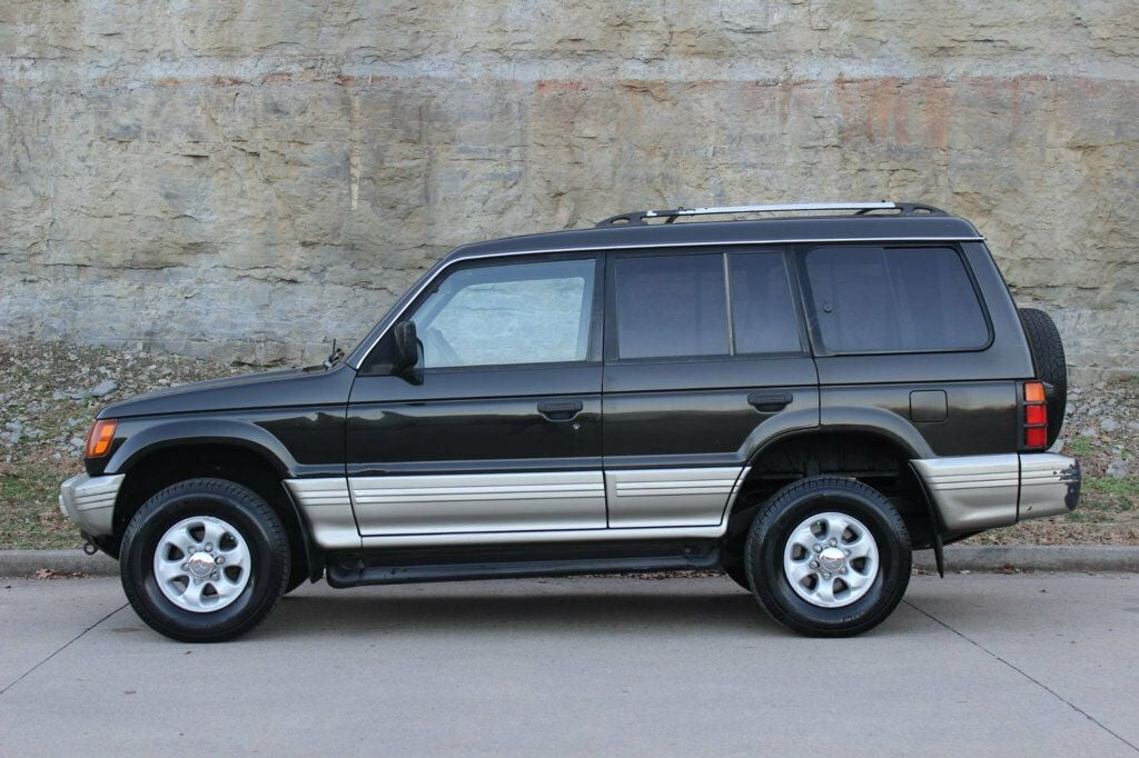 1997 Mitsubishi Montero Low Miles V6 4x4 RARE Cold AC Serviced 615-300-6004 - 22760979 - 2