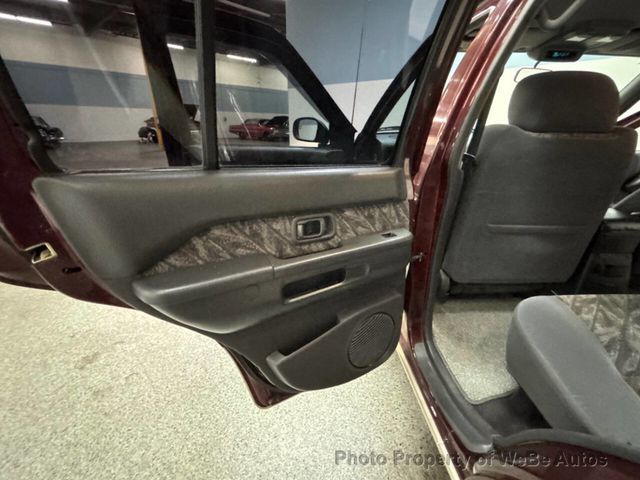 1997 Nissan Terrano  - 23052220 - 24