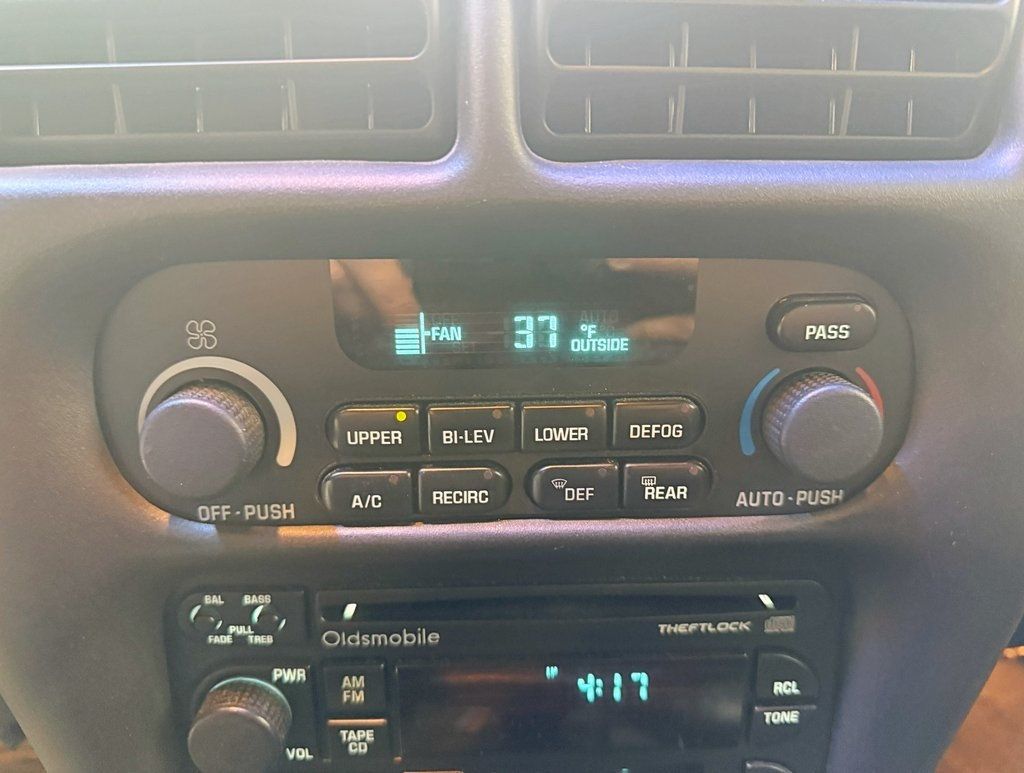 1997 Oldsmobile Cutlass Supreme SL - 22962585 - 15