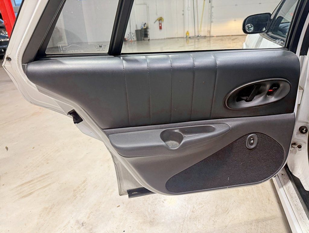 1997 Oldsmobile Cutlass Supreme SL - 22962585 - 28