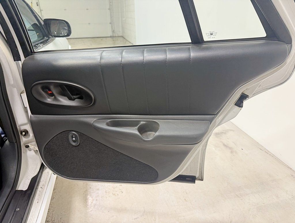 1997 Oldsmobile Cutlass Supreme SL - 22962585 - 34