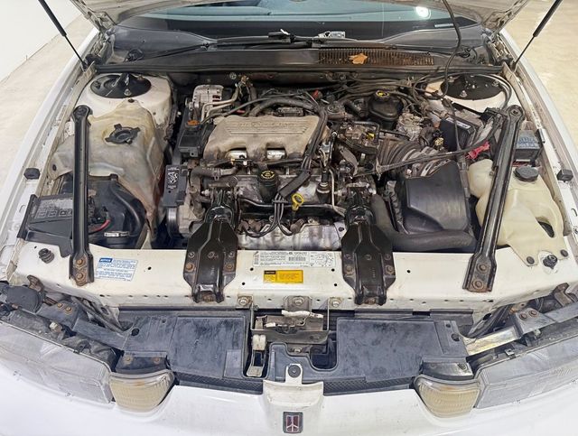 1997 Oldsmobile Cutlass Supreme SL - 22962585 - 39