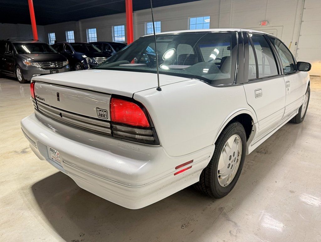 1997 Oldsmobile Cutlass Supreme SL - 22962585 - 6