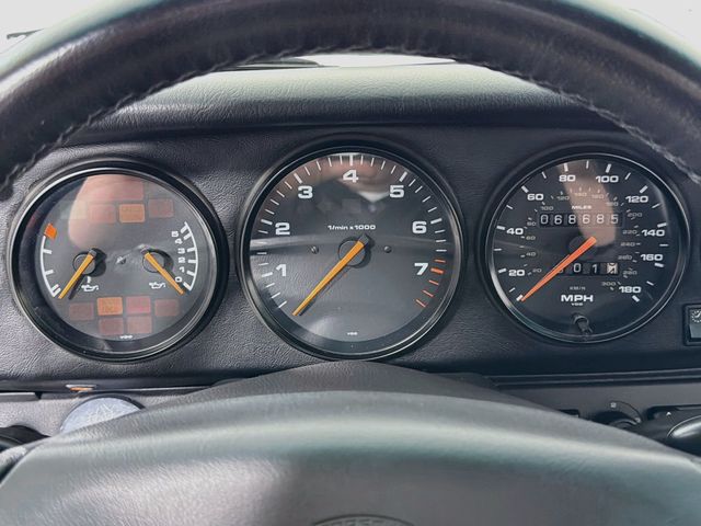 1997 Porsche 911 Carrera 2dr Carrera Cabriolet 6-Speed Manual - 23093557 - 17