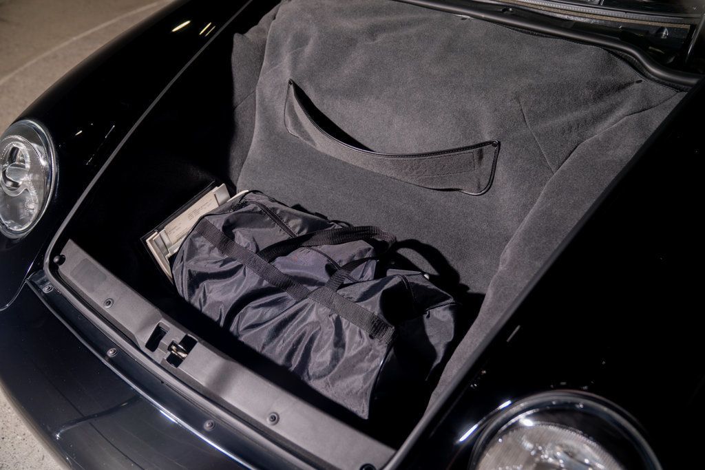 Porsche 911 photo 32