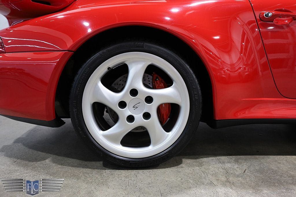1997 Porsche 911 Carrera 4  - 23074283 - 38
