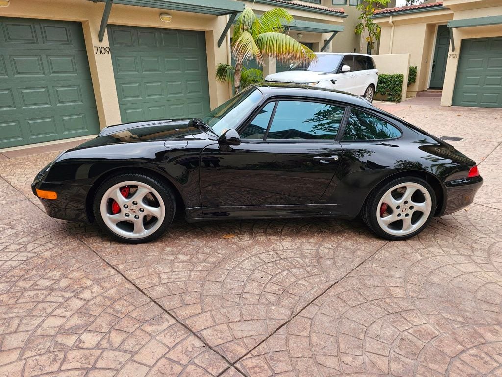 1997 Porsche 993 GREAT EXAMPLE, SUN ROOF, EXCELLENT SERVICE HISTORY! - 22522437 - 5