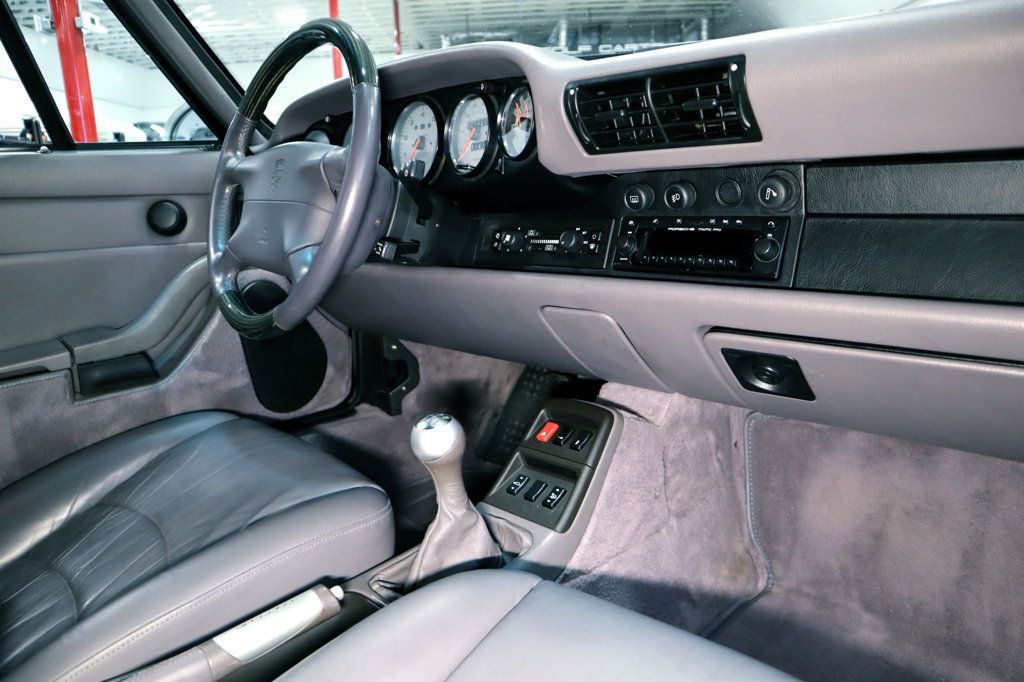 1997 Porsche CARRERA 4S (993) ARCTIC SILVER...35K Miles...1997 993 4S!!  - 22680259 - 28