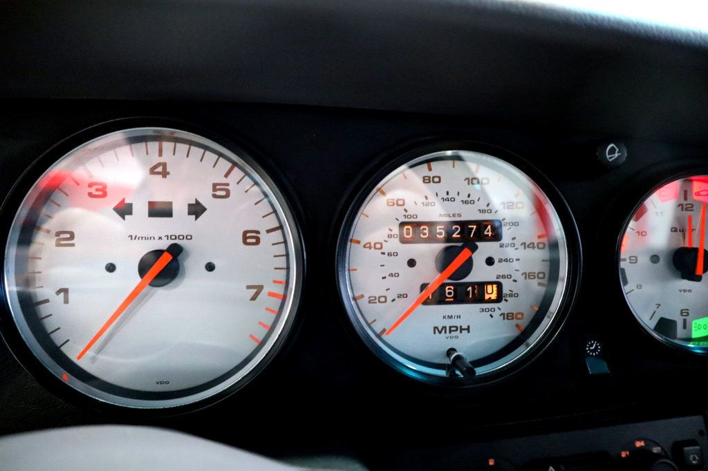 1997 Porsche CARRERA 4S (993) ARCTIC SILVER...35K Miles...1997 993 4S!!  - 22680259 - 31