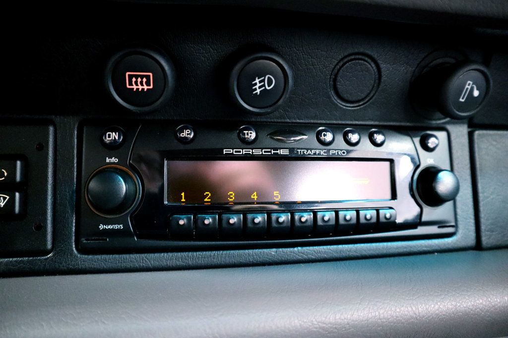 1997 Porsche CARRERA 4S (993) ARCTIC SILVER...35K Miles...1997 993 4S!!  - 22680259 - 32