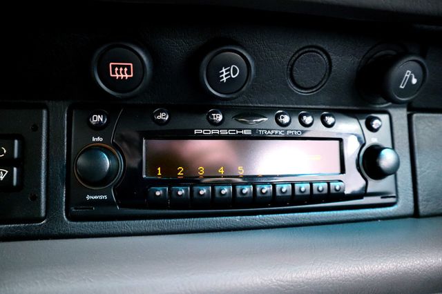 1997 Porsche CARRERA 4S (993) ARCTIC SILVER...35K Miles...1997 993 4S!!  - 22680259 - 32