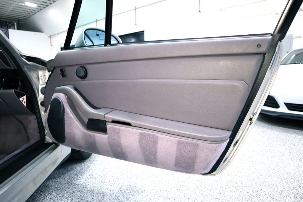 1997 Porsche 911 photo 30