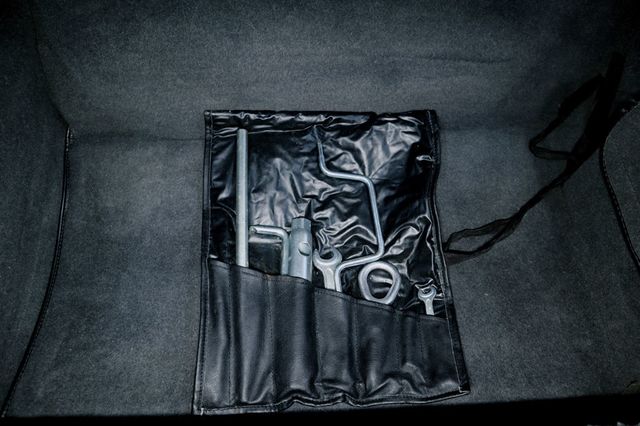 1997 Porsche CARRERA 4S (993) ARCTIC SILVER...SORRY SOLD!! - 22680259 - 36