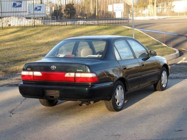 1997 Toyota Corolla DX - 22995920 - 11