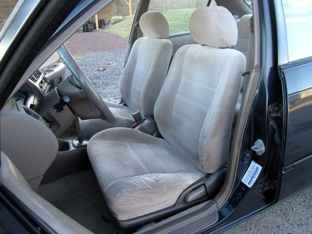 1997 Toyota Corolla DX - 22995920 - 18