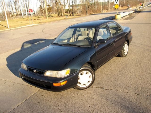 1997 Toyota Corolla DX - 22995920 - 3