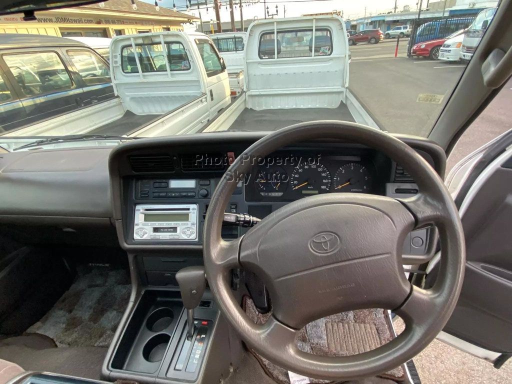 1997 Toyota Hiace Wagon Living Saloon EX - 22505115 - 9