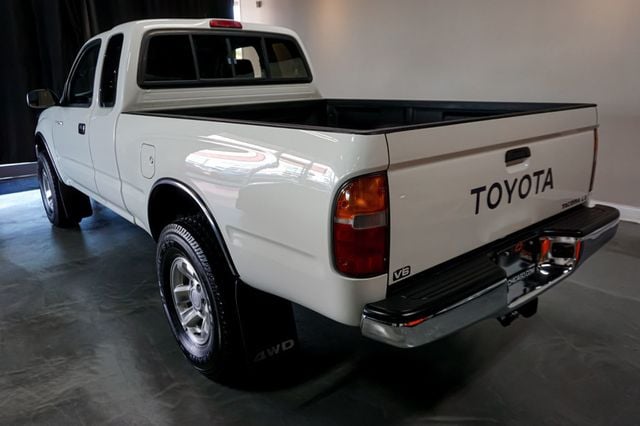 1997 Toyota Tacoma *Tacoma* *EXT Cab* *4x4* *V6* *5-Speed Manual* *West Coast Truck - 23022985 - 23