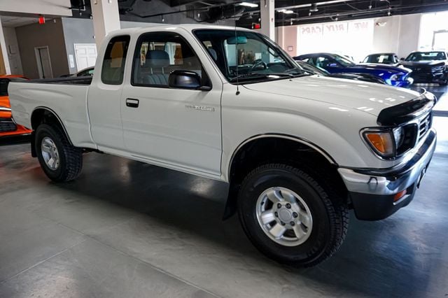 1997 Toyota Tacoma *Tacoma* *EXT Cab* *4x4* *V6* *5-Speed Manual* *West Coast Truck - 23022985 - 3