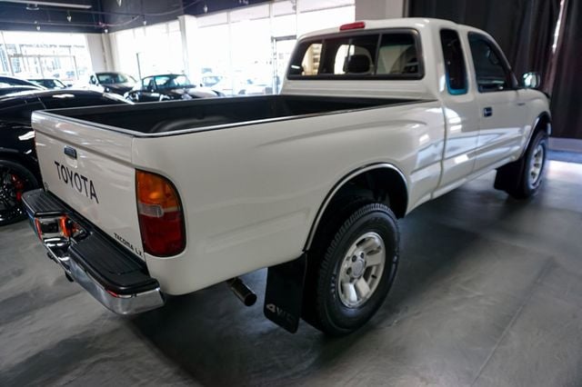 1997 Toyota Tacoma *Tacoma* *EXT Cab* *4x4* *V6* *5-Speed Manual* *West Coast Truck - 23022985 - 5