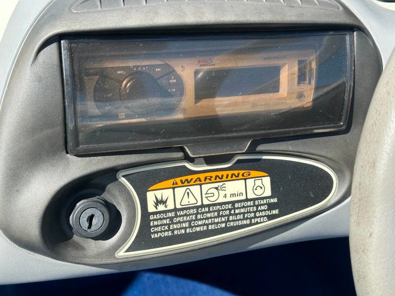 1998 Bayliner 2050 CX CX - 22955559 - 38