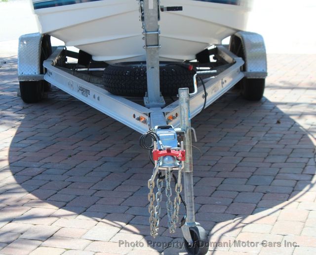 1998 BAYLINER TROPHY BEAUTIFUL TROPHY CABIN WALK AROUNDW INBOARD MERCRUISER - 21891756 - 23