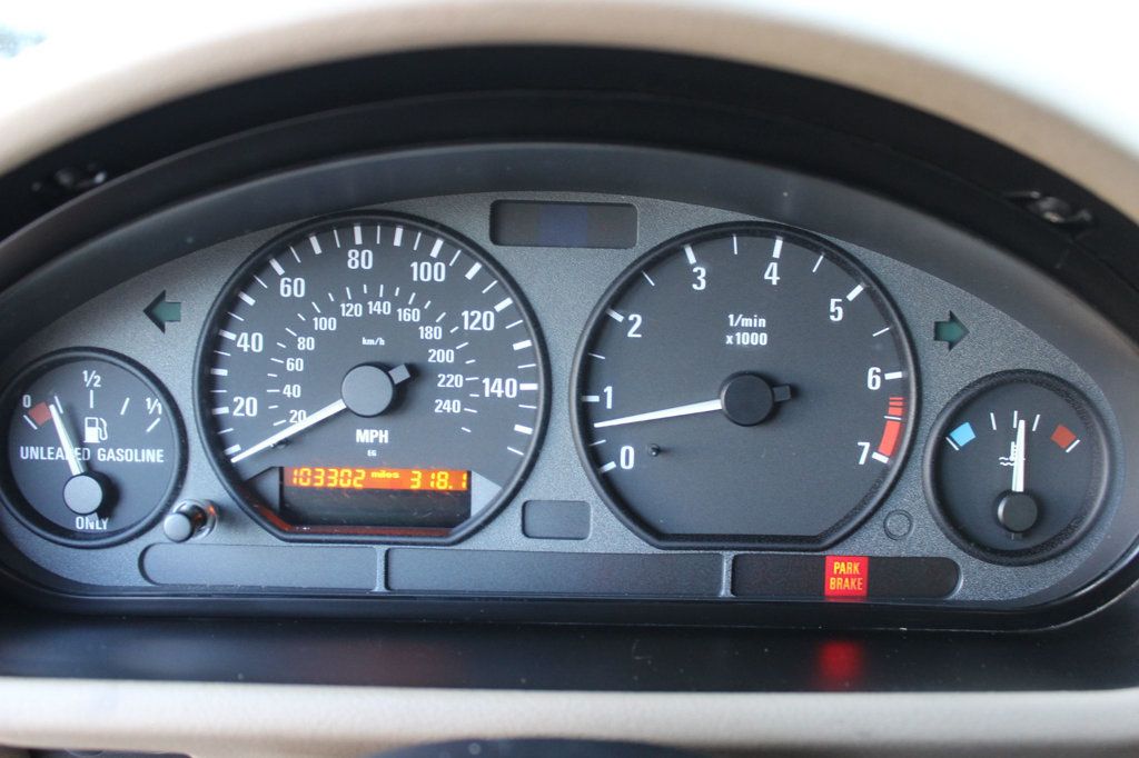 1998 BMW 3 Series Z3  Roadster - 23009560 - 27