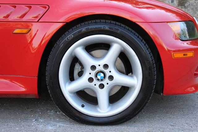 1998 BMW 3 Series Z3  Roadster - 23009560 - 32