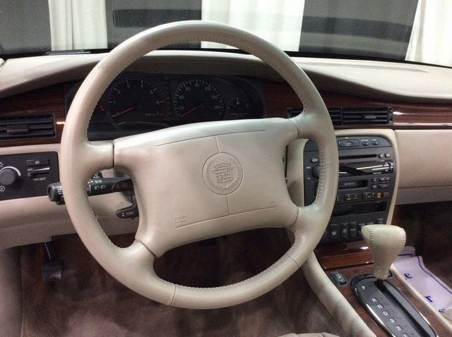 1998 Cadillac Eldorado 2dr Touring Coupe - 22937271 - 10