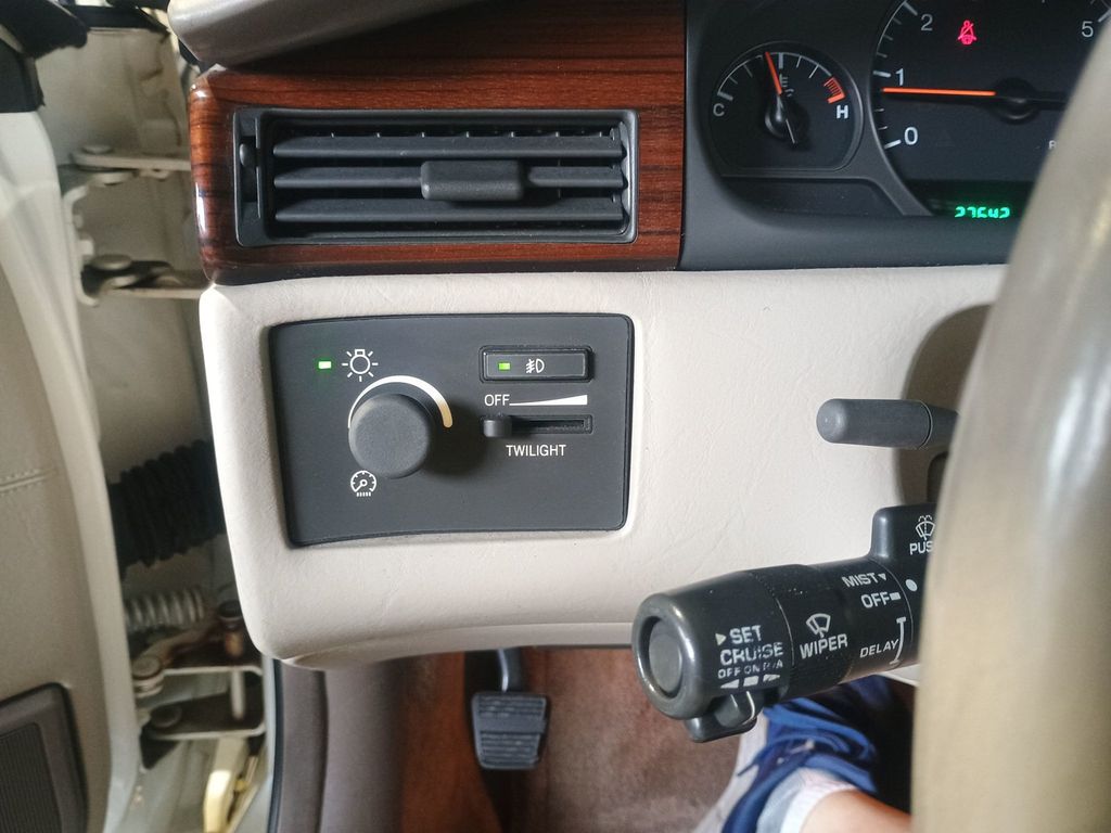 1998 Cadillac Eldorado Coach Builders Conversion 1 Owner Clean Carfax - 22992855 - 31