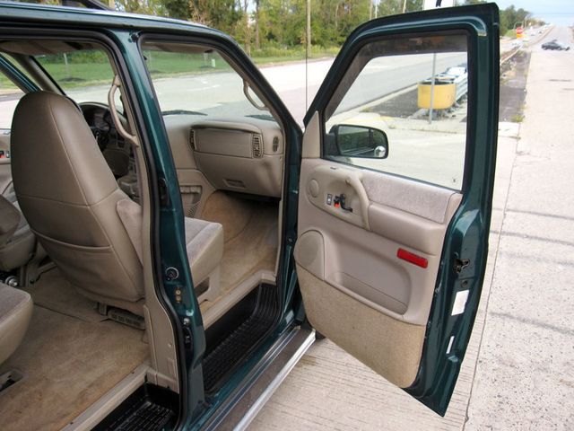 1998 Chevrolet Astro Passenger Ext 111" WB AWD - 23087538 - 21