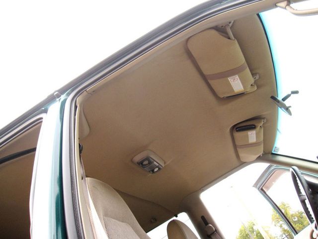 1998 Chevrolet Astro Passenger Ext 111" WB AWD - 23087538 - 25