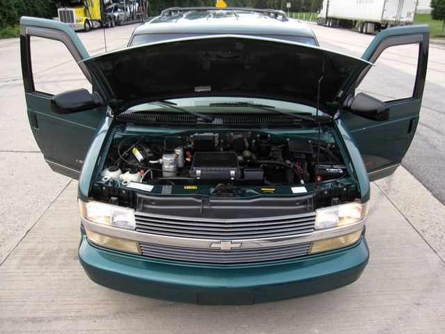 1998 Chevrolet Astro Passenger Ext 111" WB AWD - 23087538 - 35