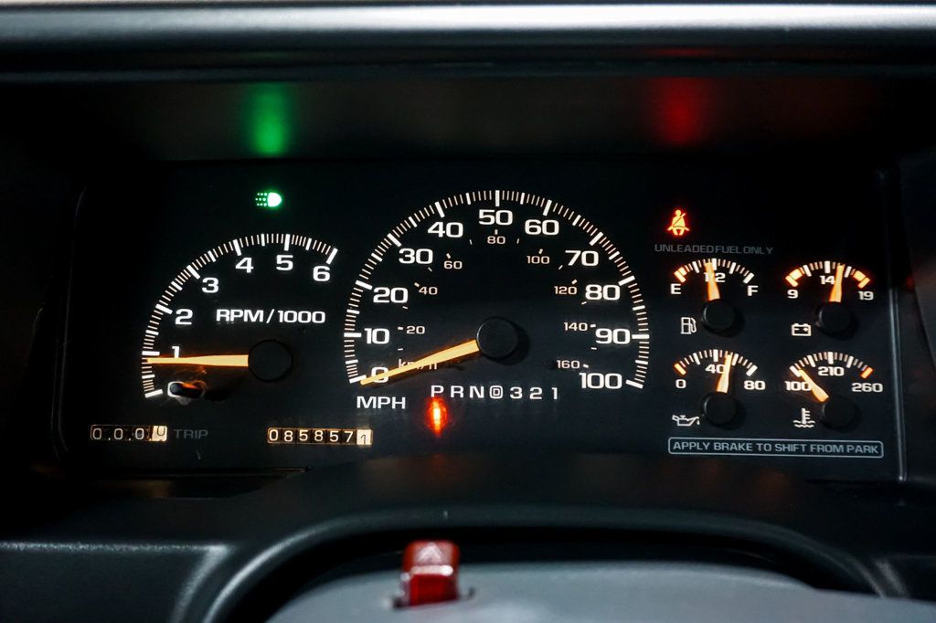 1998 CHEVROLET GMT-400 - Image 19