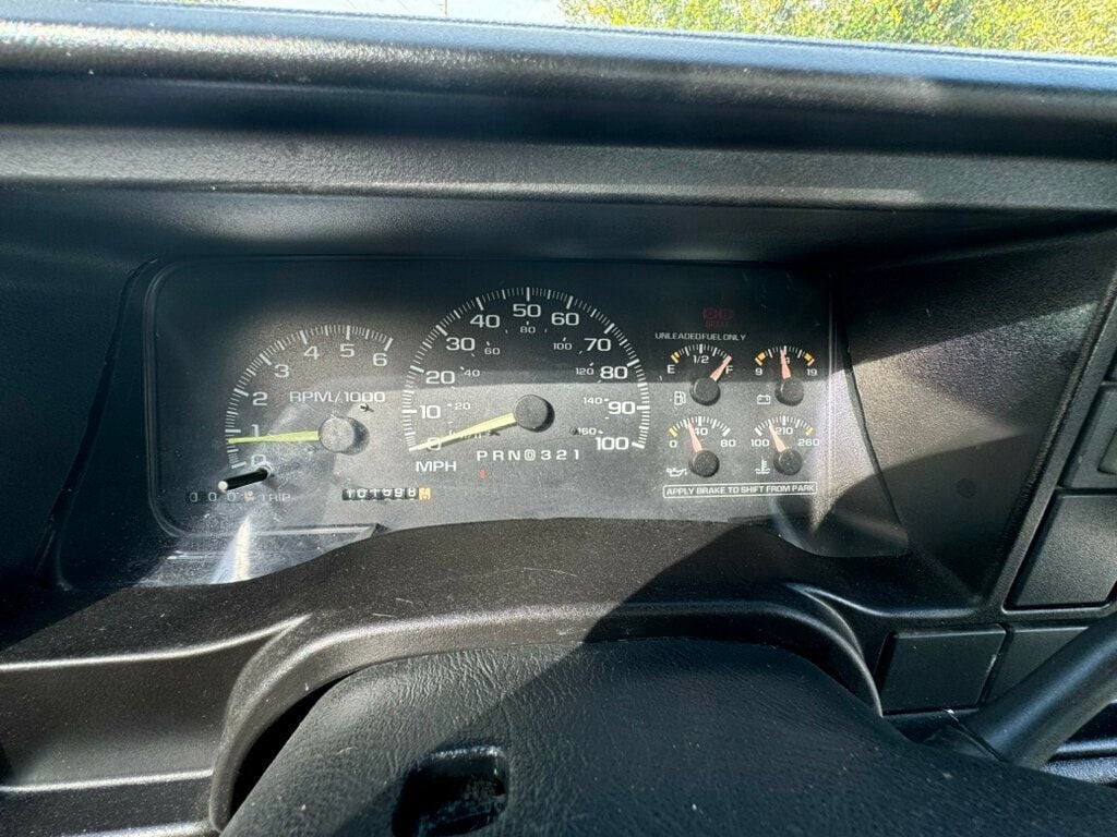 1998 Chevrolet C/K 2500  - 22778242 - 9