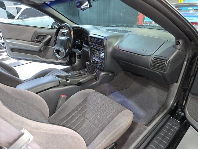 1998 Chevrolet Camaro 2dr Coupe Z28 - 22864141 - 59