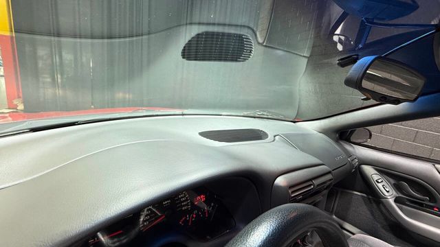 1998 Chevrolet Camaro 2dr Coupe Z28 - 22903336 - 35