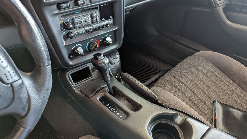 1998 Chevrolet Camaro 2dr Coupe Z28 - 21929283 - 44