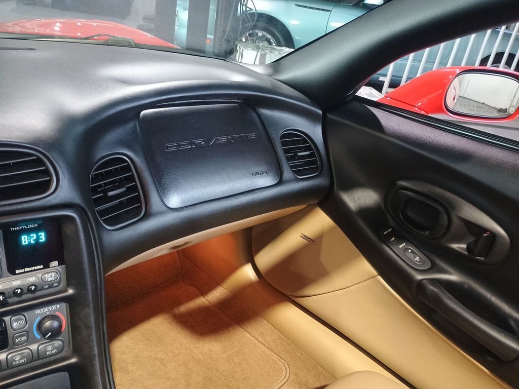 1998 Chevrolet Corvette 2dr Convertible 1 Owner Clean Carfax Florida Car - 22975844 - 22