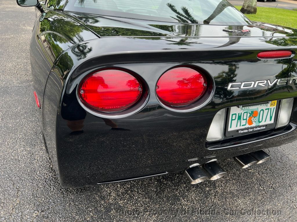 1998 Chevrolet Corvette Coupe Targa Automatic - 22877624 - 26