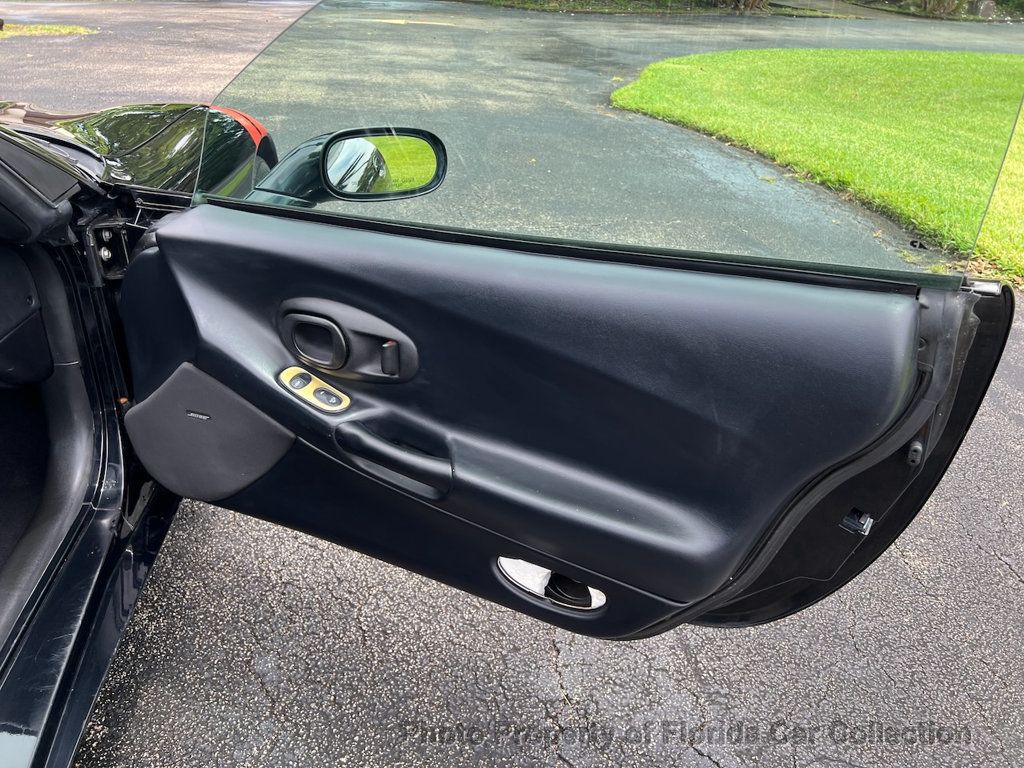 1998 Chevrolet Corvette Coupe Targa Automatic - 22877624 - 33
