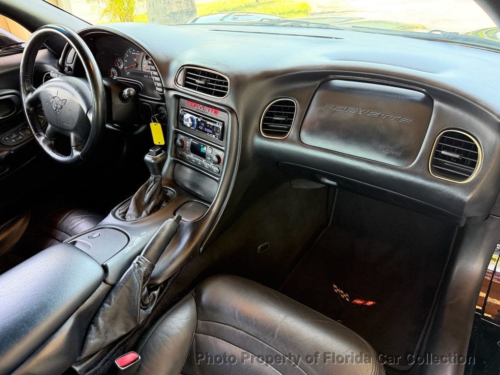 1998 Chevrolet Corvette Coupe Targa Roof - 22877624 - 29