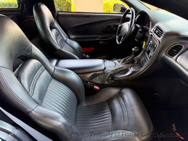 1998 Chevrolet Corvette Coupe Targa Roof - 22877624 - 31