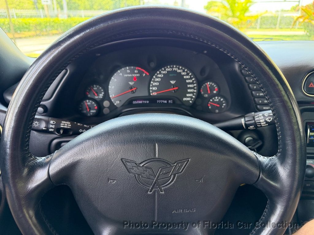 1998 Chevrolet Corvette Coupe Targa Roof - 22877624 - 33
