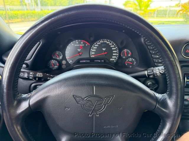 1998 Chevrolet Corvette Coupe Targa Roof - 22877624 - 33