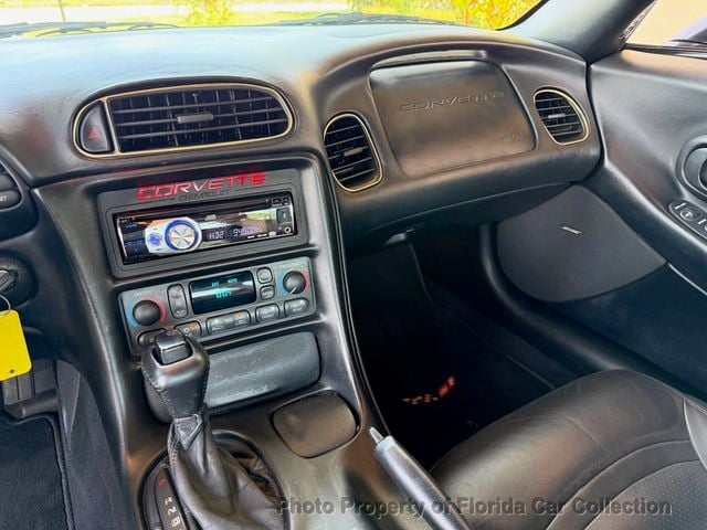 1998 Chevrolet Corvette Coupe Targa Roof - 22877624 - 7