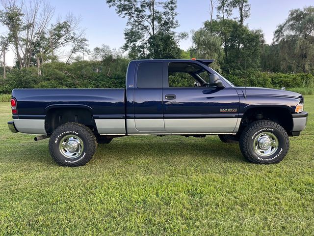 1998 Dodge Ram 2500 Holy Grail 12 Valve Cummins Diesel 5-Speed Manual - 23017586 - 2