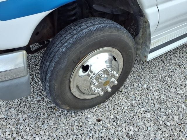 1998 Ford ECONOLINE E350 CUTAWAY VAN - 22871761 - 4